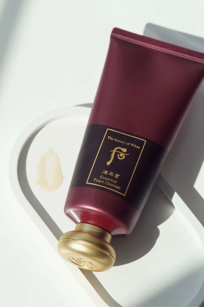 The History of Whoo Jinyulhyang Anti-Aging Foam Cleanser